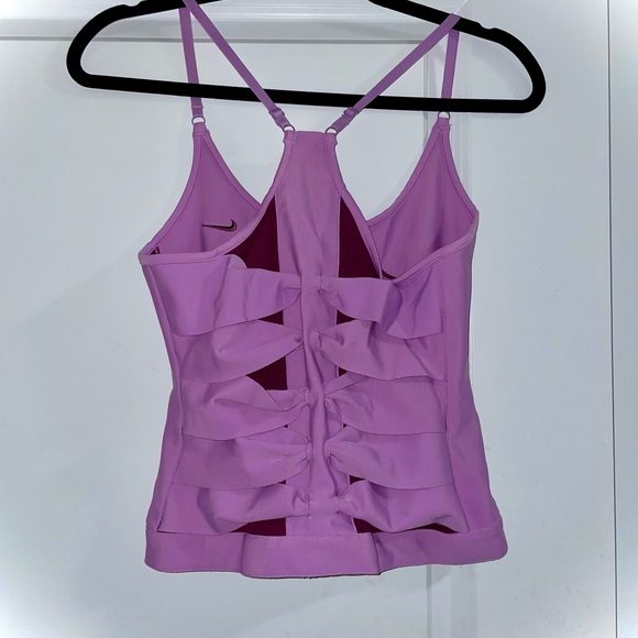 Nike top - Picture 2 of 4